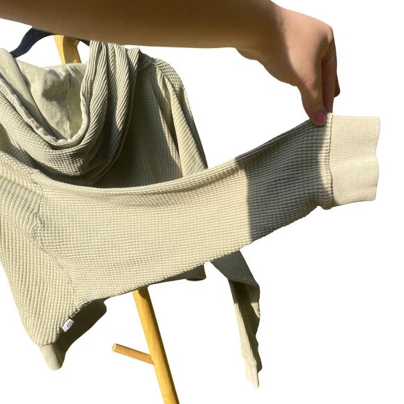 Urban-Outfitters Reworked Handmade Shamrock Clover Green Cropped Zip-up Hoodie - Picture 5 of 6